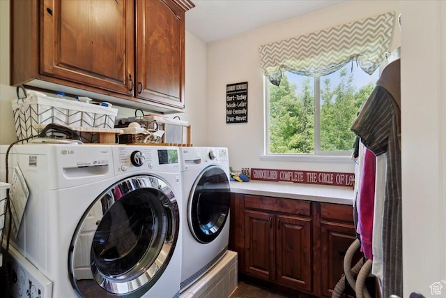 969 S View Crest Ln W, Kaysville, UT 84037 - washroom featuring cabinet space and washing machine and clothes dryer