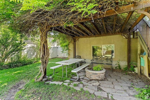 969 S View Crest Ln W, Kaysville, UT 84037 - view of yard featuring a patio area and a fire pit