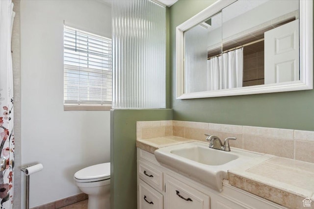 920 N 200 W, Bountiful, UT 84010 - full bathroom featuring vanity, toilet, and a shower with curtain
