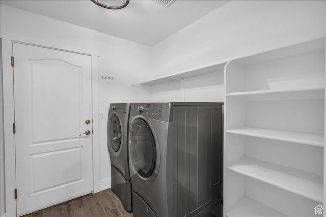 2461 W 1050 N, Hurricane, UT 84737 - laundry area with separate washer and dryer and dark wood finished floors
