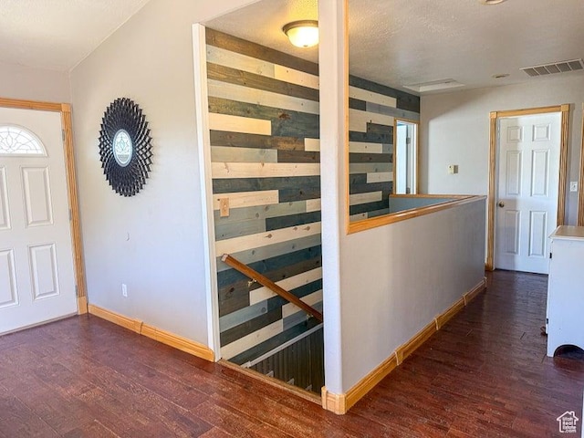 425 E Mule Deer Rd, Central, UT 84722 - entrance foyer with wood finished floors and baseboards