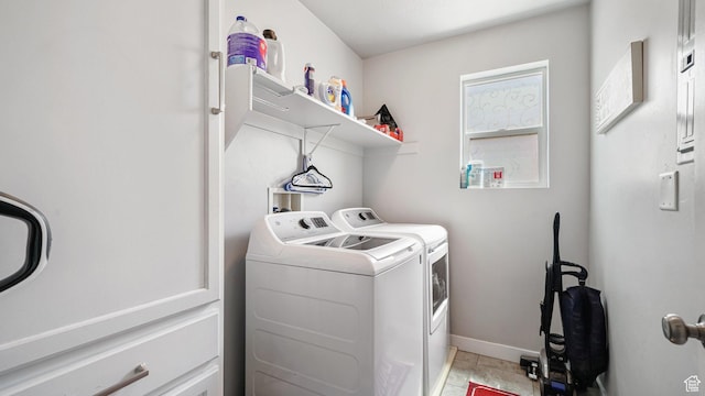 1002 W Stonehaven Dr Unit 108, North Salt Lake, UT 84054 - laundry room featuring independent washer and dryer and baseboards