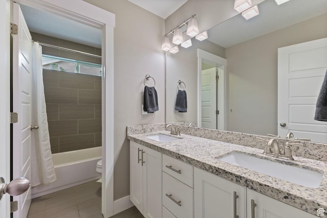776 W Horizon Dr, Lehi, UT 84043 - full bathroom featuring toilet, double vanity, shower / bathtub combination with curtain, and baseboards