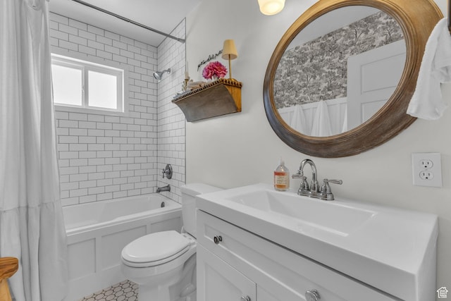 2224 N 600 W, Pleasant Grove, UT 84062 - full bathroom featuring shower / tub combo with curtain, vanity, toilet, and tile patterned floors