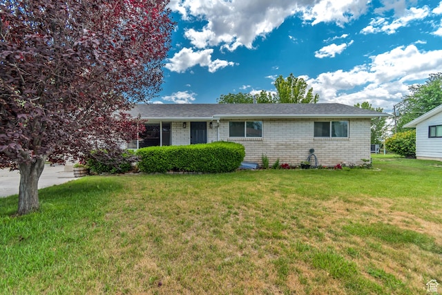 10453 S 2775th St W, South Jordan, UT 84095 - ranch-style house featuring a front yard and brick siding