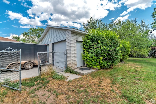 10453 S 2775th St W, South Jordan, UT 84095 - view of garage