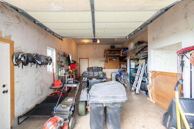 580 N Cherry Ridge Ln, Richmond, UT 84333 - garage with a garage door opener