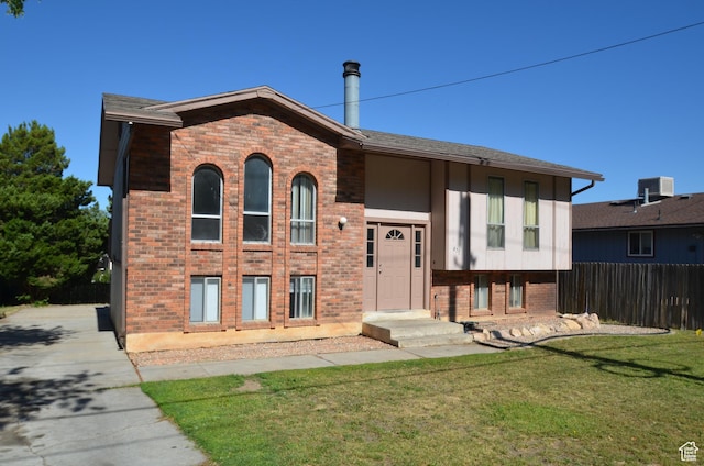 475 N Jackson Ave, Ogden, UT 84404 - view of front of property featuring brick siding