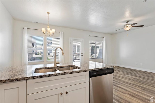 290 N 100 W, Morgan, UT 84050 - kitchen with dishwasher, a sink, a chandelier, wood finished floors, and plenty of natural light