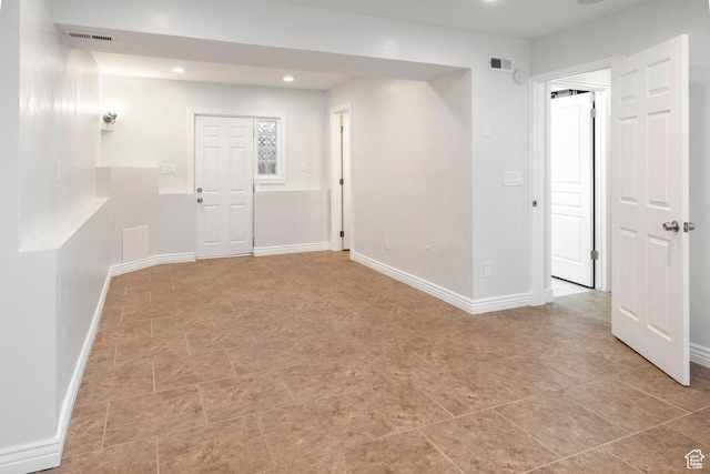 1022 E Lafayette St S, Sandy, UT 84094 - unfurnished room featuring recessed lighting, baseboards, and light tile patterned floors