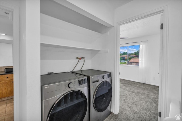 2158 W 70 S, Hurricane, UT 84737 - laundry area featuring washer and dryer and carpet
