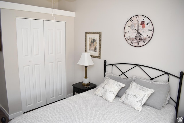 527 S Moenkopi Dr, Leeds, UT 84746 - bedroom with a closet, baseboards, and carpet flooring