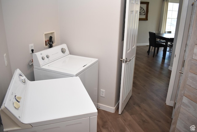 527 S Moenkopi Dr, Leeds, UT 84746 - laundry room featuring separate washer and dryer, dark wood-style flooring, and baseboards