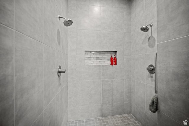97 S 495 W, Ivins, UT 84738 - full bathroom with tiled shower