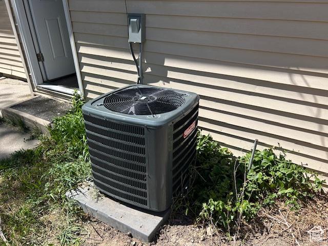 393 W 200 S, Tooele, UT 84074 - exterior view of cooling unit