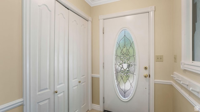 1580 E 1630 N, North Logan, UT 84341 - entryway featuring crown molding