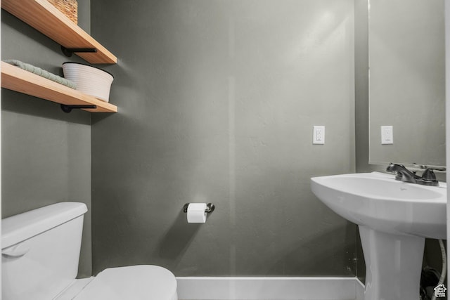 1146 S 2880 E, Spanish Fork, UT 84660 - bathroom featuring toilet and baseboards