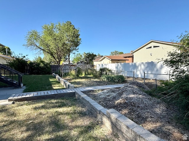 8731 S Gladiator Way, Sandy, UT 84094 - view of yard