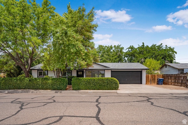 1098 N 1900 W, St George, UT 84770 - view of front of property featuring a garage and concrete driveway