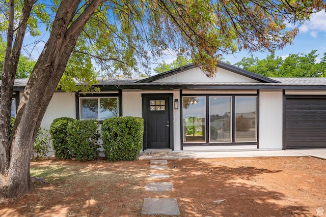 1098 N 1900 W, St George, UT 84770 - view of front of property featuring an attached garage