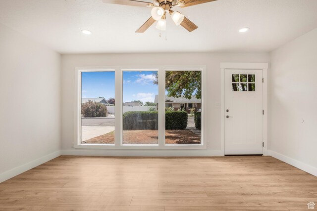 1098 N 1900 W, St George, UT 84770 - foyer featuring baseboards, recessed lighting, light wood-type flooring, and ceiling fan