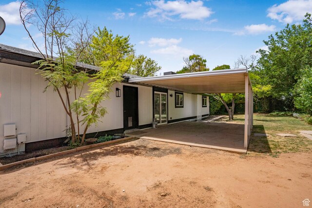 1098 N 1900 W, St George, UT 84770 - view of front facade with a carport