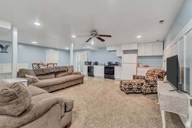 719 E Center St, Genola, UT 84655 - living area featuring recessed lighting and ceiling fan