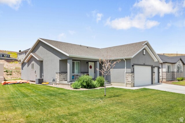 1788 S Longview Rd Unit 161, Santaquin, UT 84655 - ranch-style house with stucco siding, stone siding, concrete driveway, an attached garage, and a front yard