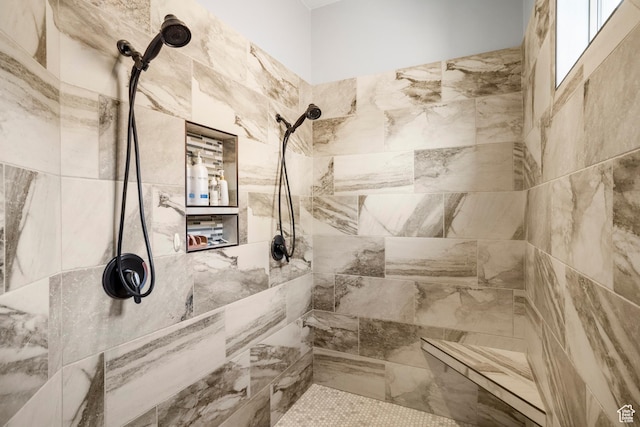 2699 S 2000 E, St George, UT 84790 - full bathroom featuring tiled shower
