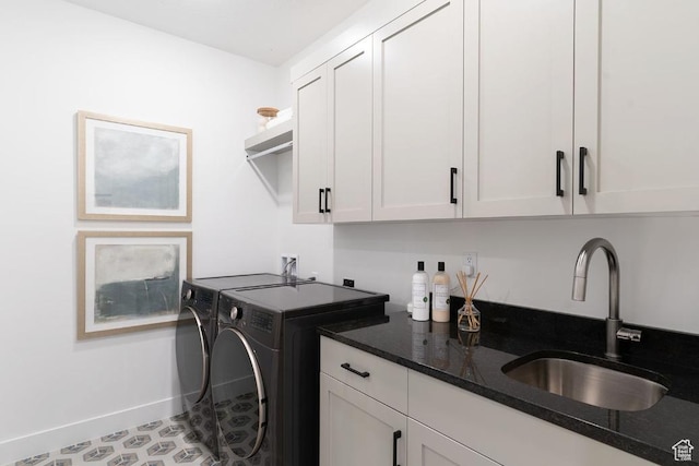 1367 N Daylight St Unit 16, Washington, UT 84780 - laundry area with cabinet space, washer and clothes dryer, baseboards, and bar with sink