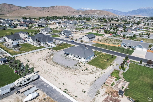 9447 N Arrowhead Dr, Eagle Mountain, UT 84005 - aerial view of residential area featuring mountains