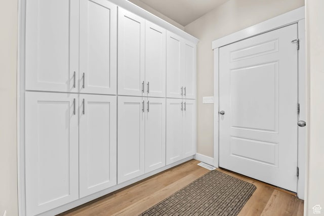 9447 N Arrowhead Dr, Eagle Mountain, UT 84005 - view of closet