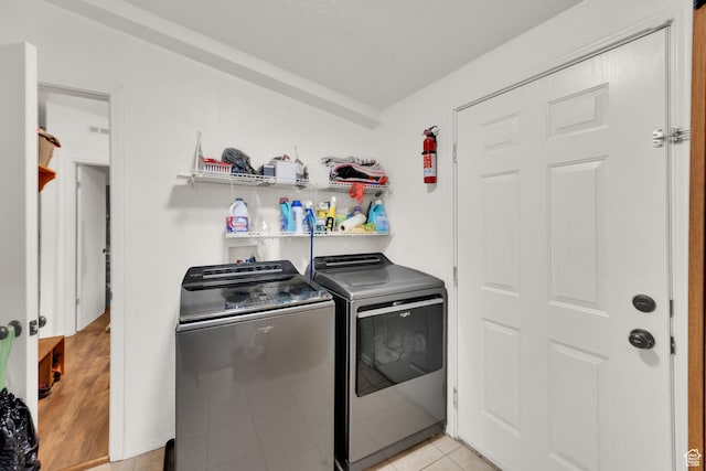 1589 E Ridgefield Rd, Spanish Fork, UT 84660 - laundry area with washing machine and clothes dryer