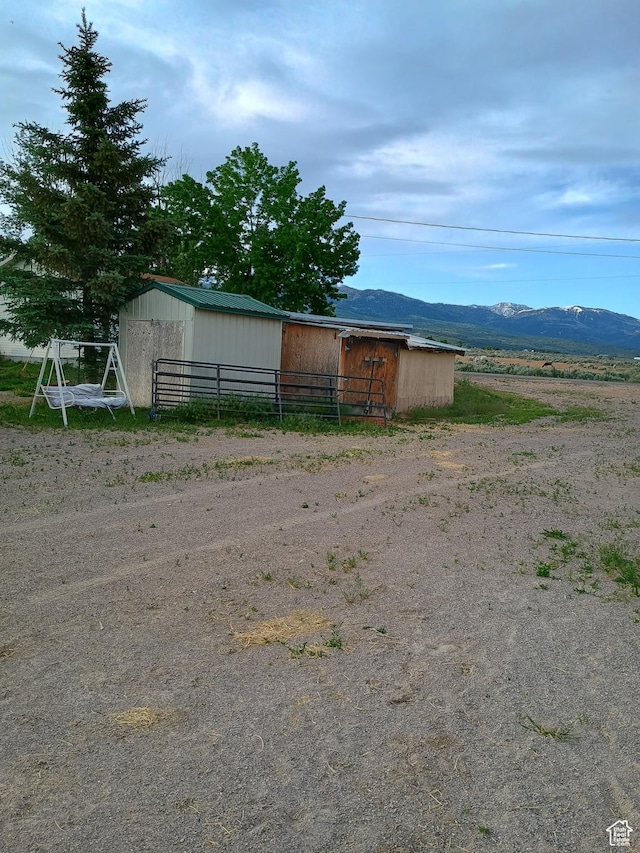 1665 E 1280 N, Mount Pleasant, UT 84647 - view of pole building with a mountain view