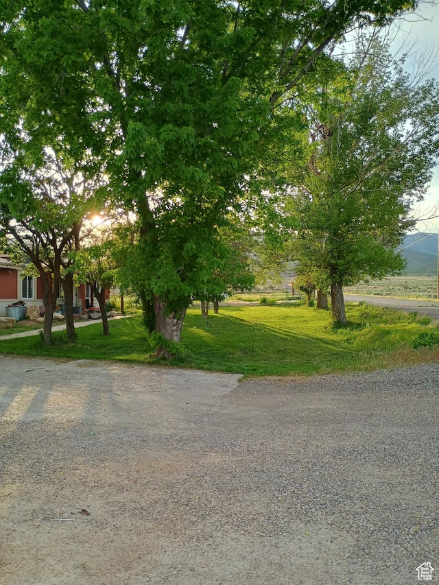 1665 E 1280 N, Mount Pleasant, UT 84647 - view of front of property with a front lawn