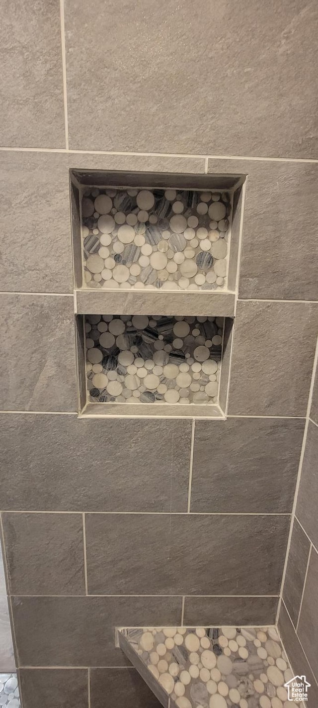 325 W Apple St, Grantsville, UT 84029 - bathroom view