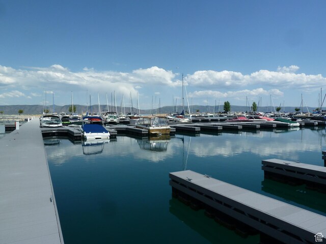815 N Harbor Dr Unit 201, Garden City, UT 84028 - water view featuring a floating dock and a marina