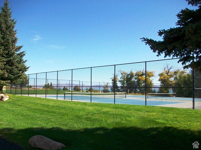 815 N Harbor Dr Unit 201, Garden City, UT 84028 - view of tennis court