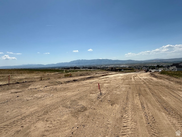 200 N 1100 E, Hyde Park, UT 84318