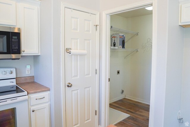197 W 1750 N, Lehi, UT 84043 - laundry area with dark wood-style flooring