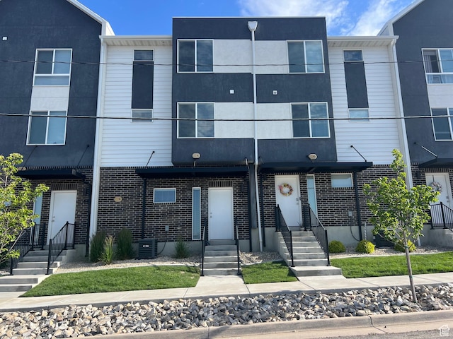 88 E 200 S, Clearfield, UT 84015 - photo 1