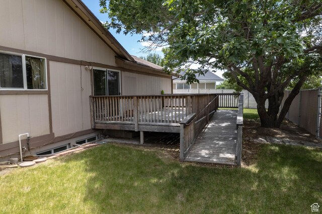 617 Aspen Cir, Price, UT 84501 - wooden terrace with a fenced backyard