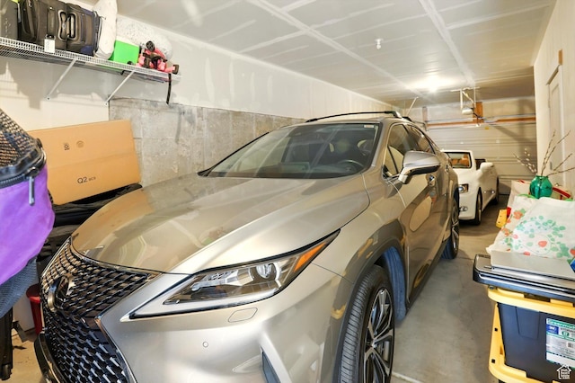4746 W Daybreak Rim Way S, Jordan, UT 84009 - view of garage