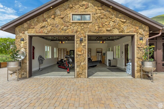 370 S Got Teeth Ln E, Emigration Canyon, UT 84108 - view of garage
