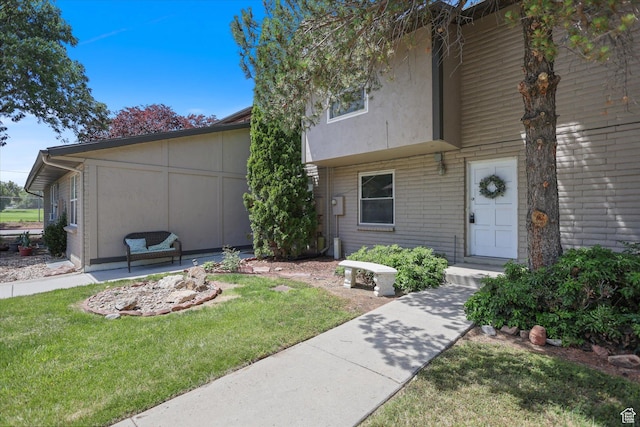 55 W San Rafael Ct S, West Jordan, UT 84088 - view of front of home with a front lawn