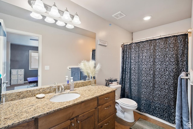 490 E 700 S Unit 524, Clearfield, UT 84015 - ensuite bathroom with vanity, tile patterned flooring, and a shower with curtain