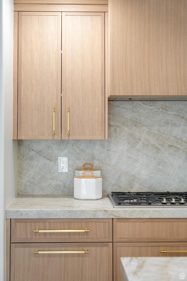 2795 E Palma Way, Cottonwood Heights, UT 84121 - kitchen featuring light countertops, light brown cabinetry, decorative backsplash, and gas stovetop