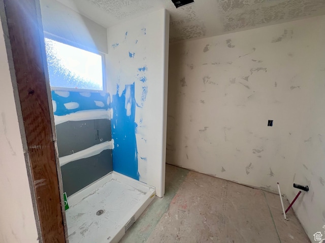 2352 E Blossom St, Eagle Mountain, UT 84005 - view of bathroom