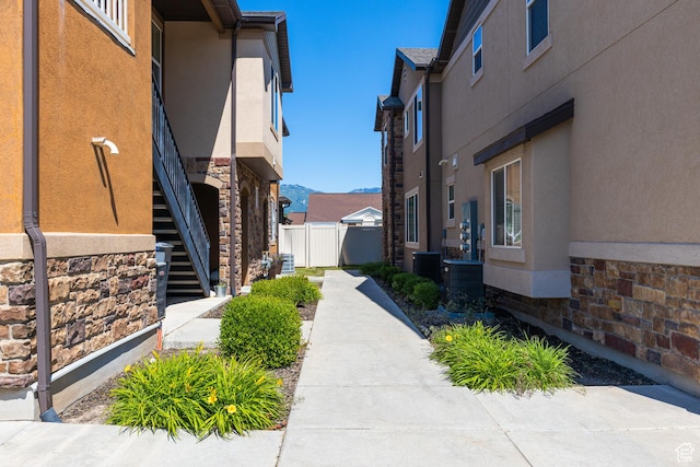 1150 N Wiltshire Dr W, North Salt Lake, UT 84054 - view of community with stairs