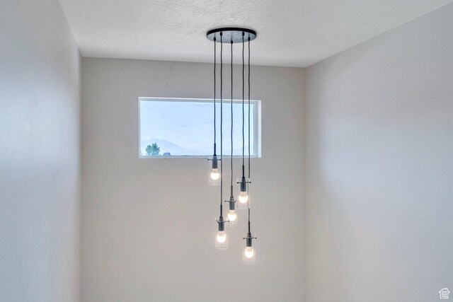 113 N 1400 E, Pleasant Grove, UT 84062 - detailed view of a textured ceiling